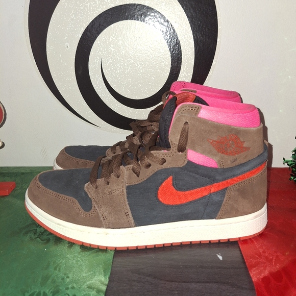 womens Air Jordan one Zoom. - Picture 3 of 8